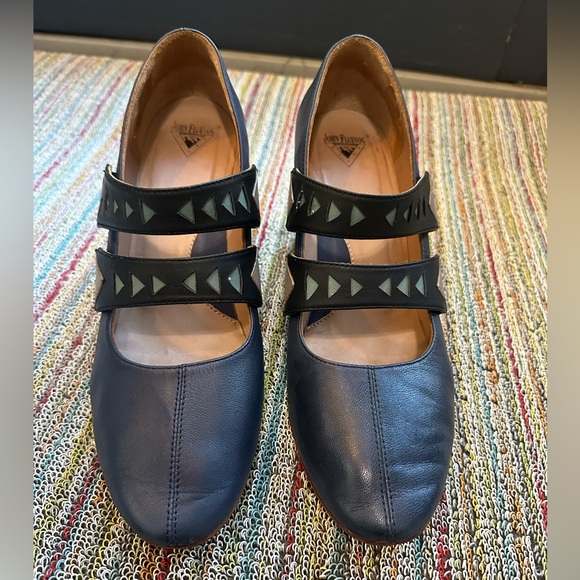 Fluevog NEARLY NEW Greater Expectations Pettitt navy geometric slip on pump -8 - Picture 4 of 16